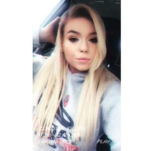 Meet your Posher, Claudia